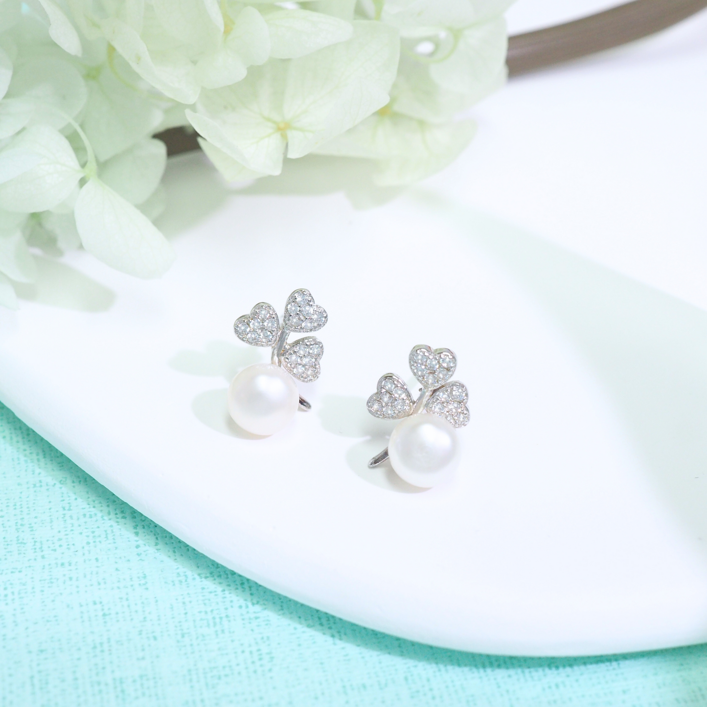 Clover 925 Sterling Silver Pearl Earrings