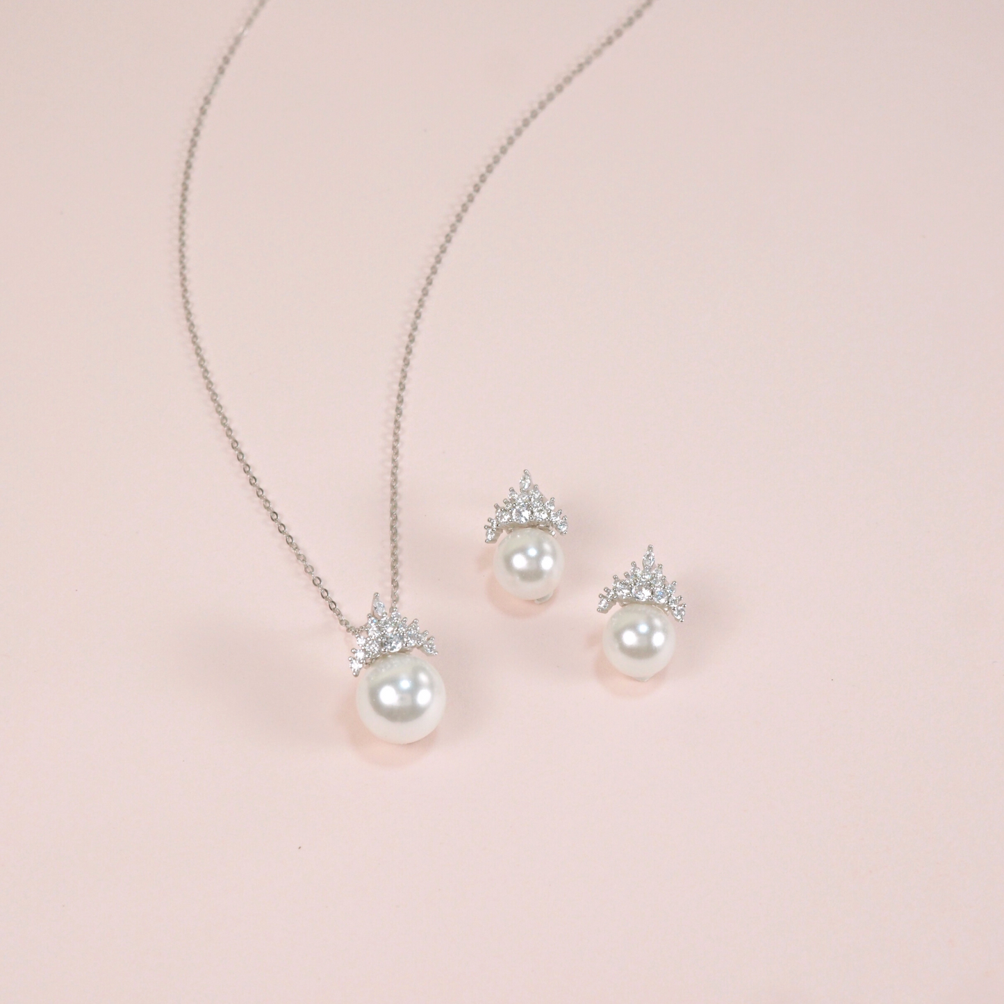 Tiara 925 Sterling Silver Pearl Necklace