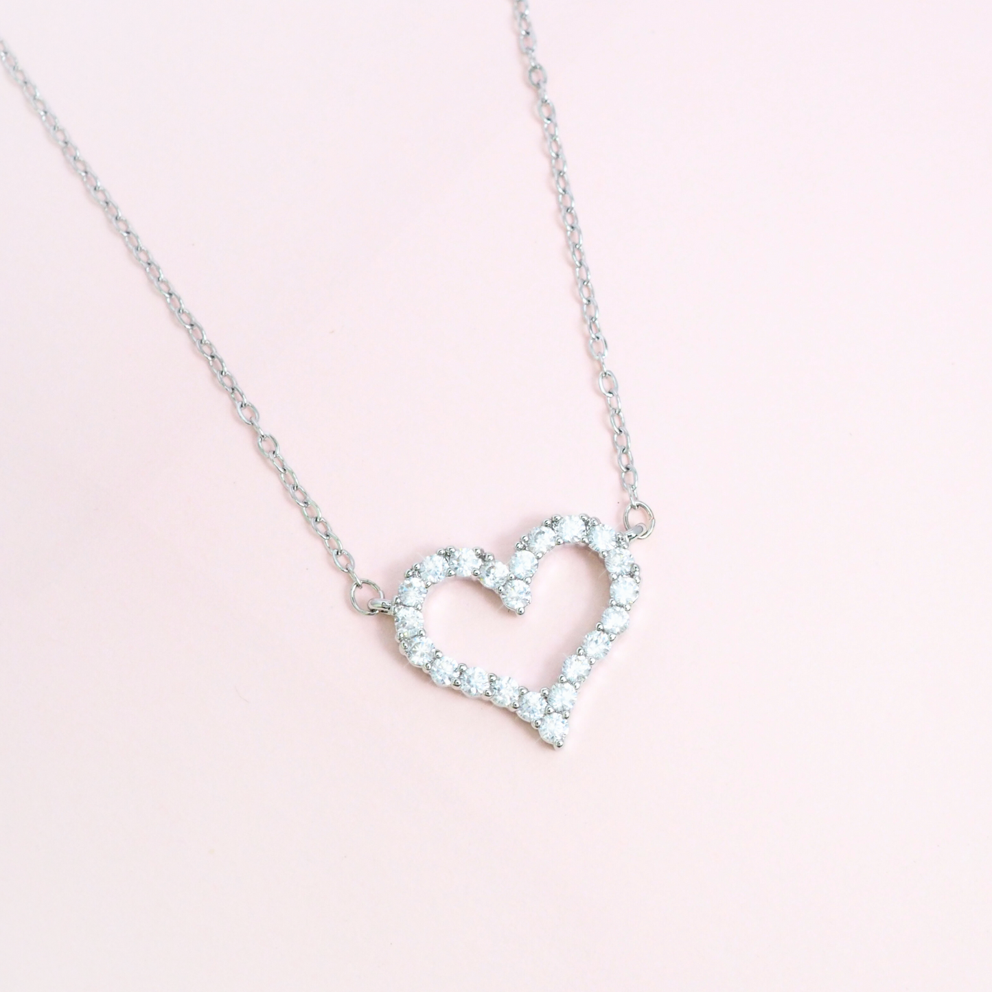 First Love 925 Sterling Silver Necklace (Silver)